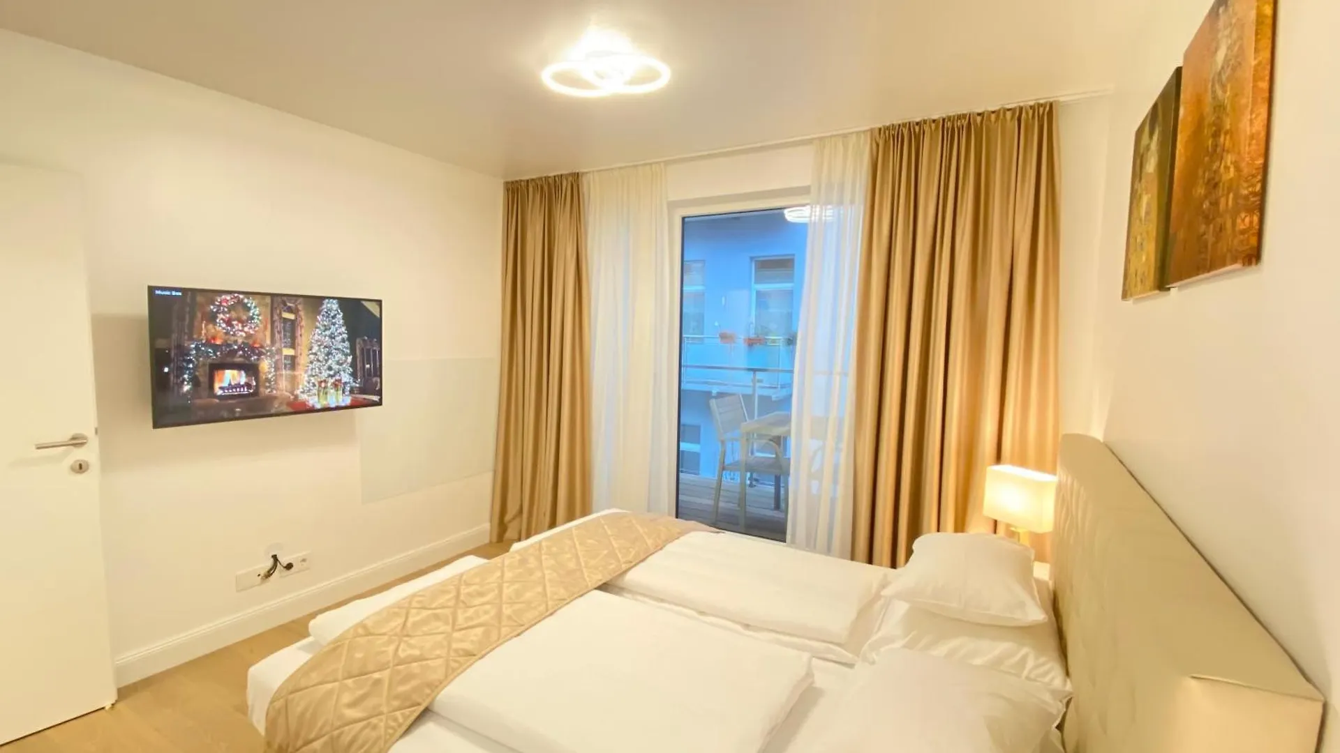 Steiner Residences Vienna Vorgartenstrasse 公寓